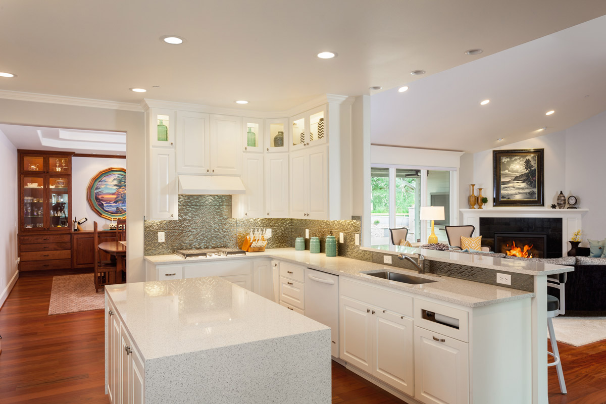 Light, bright island kitchen